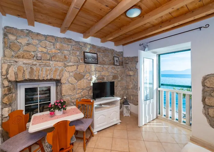 Apartment Stone House Skalinada *