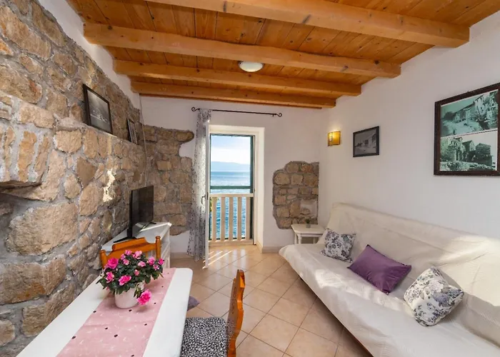 Stone House Skalinada Apartment *