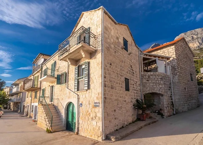 Stone House Skalinada 아파트 브리스트
